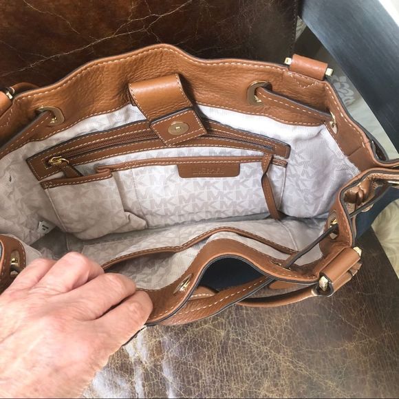 Michael Kors navy large canvas leather tote - Picture 7 of 8